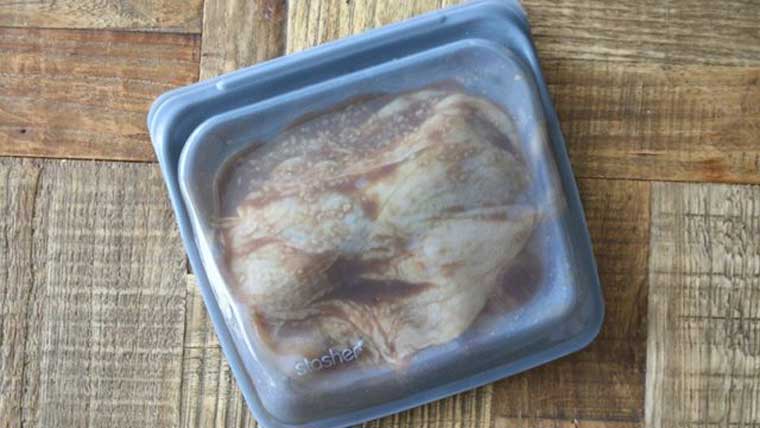 下味冷凍で家事を楽に 鶏もも肉の味噌漬けのレシピ