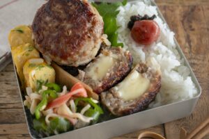 もやしチーズバーグ弁当
